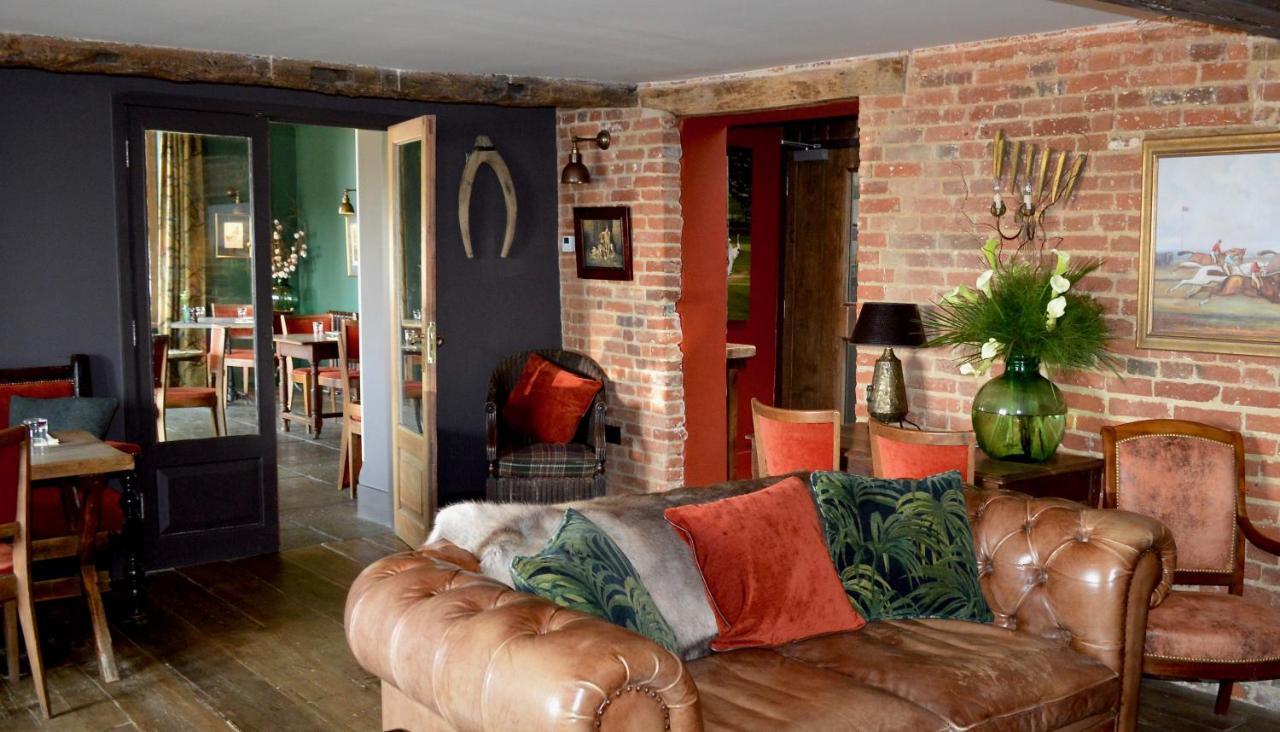 The Brisley Bell Hotel Luaran gambar