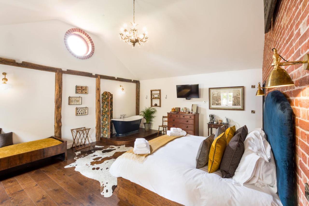 The Brisley Bell Hotel Luaran gambar